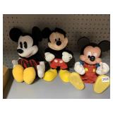 3 PLUSH DISNEY INCLUDING BATTERY OPERATED