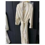 CACIQUE LARGE ROBE NEW