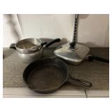 WAGNER WARE SQUARE SKILLET WITH LID, WEAR EVER