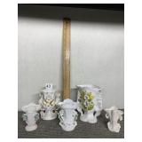 VINTAGE GARNITURE VASES WHITE W/ GOLD (SEE 2