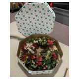 BEAUTIFUL 29" HOUSE WREATH WITH STORAGE BOX