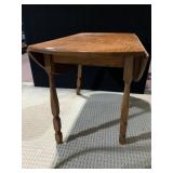 OAK DROP SIDE TABLE