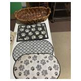 DOG BASKET AND PLACEMATS