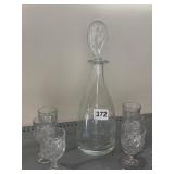 GLASS DECANTER W/ GROUND PONTIL AND 6 CORDIAL