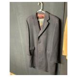 42 R JACKET AND OTHER CLOTHING