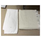 EXTRA LARGE BATH TOWEL, SATIN TRIMMED SOFT