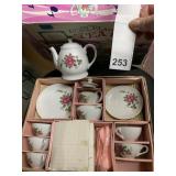PORCELAIN TEA SET IN ORIGINAL BOX