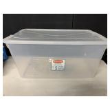 LATCHING 94 QT. CLEAR TOTE