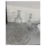 DECANTERS AND GLASS SERVING PLATES