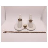 10K GOLD BRACELET, (3) RINGS - 7.25" LONG - 19.6