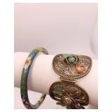 HAND CRAFTED SILVER TONE BRACELET W/ RAISED