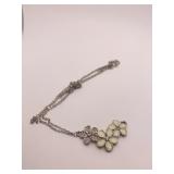 THREE FLOWER CENTER NECKLACE CHAIN DISCONNECTED
