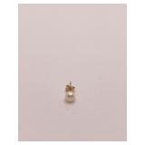 1 PEARL EARRING