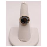 14K GOLD RING SZ. 6.5 - HEMATITE RING CENTER