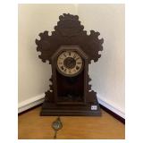 SHELF CLOCK CARVED TOP W/ PENDULUM