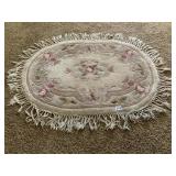 OVAL AREA RUG W/ FRINGE