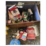 CONTENTS OF WOOD TRUNK - TABLE CLOTH, BAGS, CLOCK