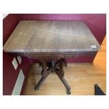 BROWN GRAINED TOP MARBLE TOP TABLE