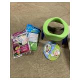 POETETTE PORTABLE POTTY/ TRAINER SEAT PLUS