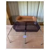 PLATE RISERS, BAKING PAN