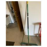 WIDE PUSH BROOM