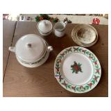 GIBSON SERVING PIECES