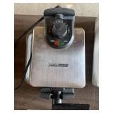 GORDON RAMSAY WAFFLE MAKER