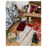 2 PAIRS OF HIGH SOCKS, THICK HAT, 2 BEAR DESIGN