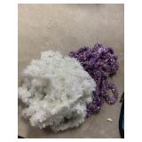 WHITE AND PURPLE GARLAND