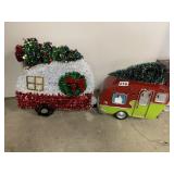 CAMPERS DECORATED FOR CHRISTMAS