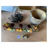 LOG STYLE CANDLE HOLDER & FIGURES