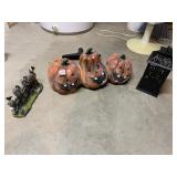 THREE PUMPKIN Dï¿½COR, HAPPY HALLOWEEN PLASTIC