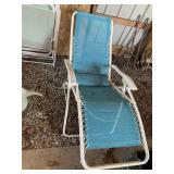 ZERO GRAVITY CHAIR BLUE & WHITE