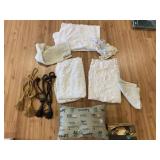 PILLOW, TIE BACKS, TABLE CLOTHES
