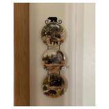 3 WILDLIFE PLATES ON PLATE HOLDER & LANTERN W/