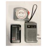 AM/FM RADIOS, LARGE MEASURING TAPE