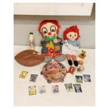 MISS PIGGY TAMBOURINE, BASEBALL CARDS, RAGGEDY