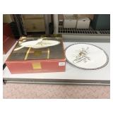 ETCHINGS FOOTED CAKE PLATE AND SERVER