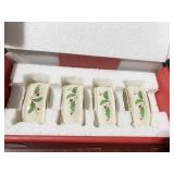 LENOX HOLIDAY NAPKIN RINGS $40.00