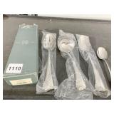 LENOX STAINLESS 4 PC. HOSTESS SET