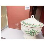 LENOX HOLIDAY COVERED CANDY DISH 7" H