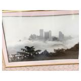 PICTURE OF CITY OF PITTSBURGH SHROUDED IN FOG