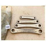 CRAFTSMAN BOX END RATCHET WRENCH SET