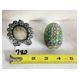 VINTAGE 2 1/2" MINI PICTURE FRAME W/ BEADED EDGE