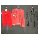 BLACK WOMENï¿½S SWEATER, PEACH W/ GOLD ACCENT