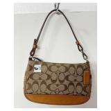 COACH LEATHER BOTTOM SHOULDER BAG