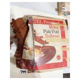 MATTEL PRESCHOOL MOTOR PUT PUTT BOX CUT BUT