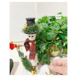 IVY IN BRASS FINISH PLANTER, WOOD TREE GARLAND,