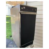 MODERN MAID UNDER THE COUNTER TRASH COMPACTOR