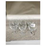 6 STEMMED GLASSES